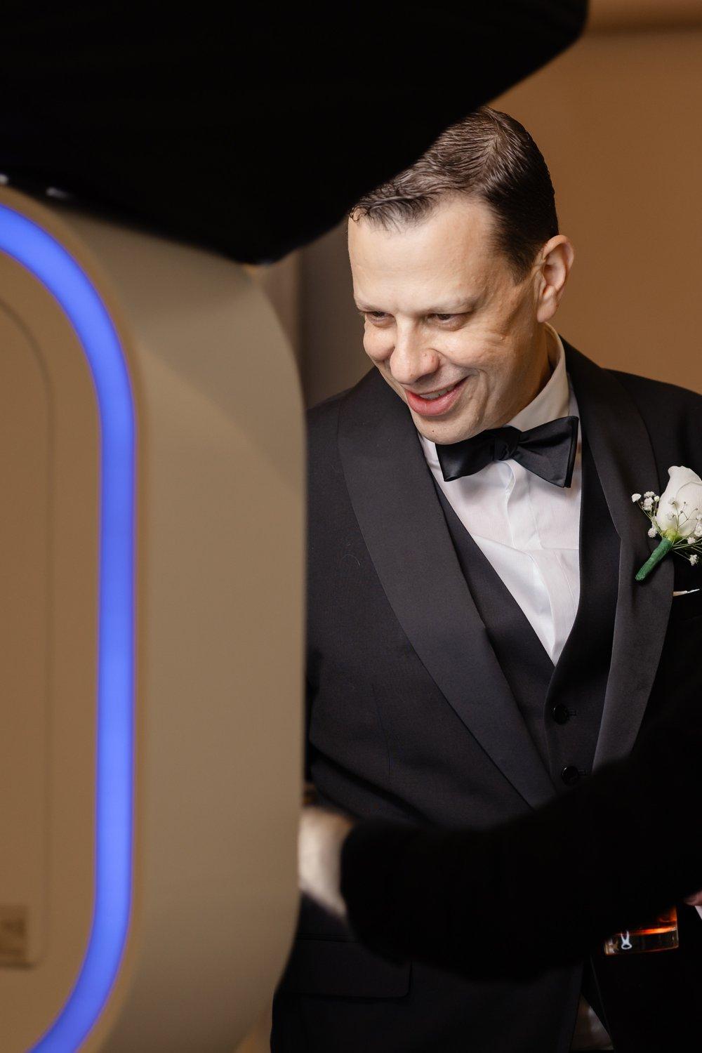 carousel-hero-element image-2