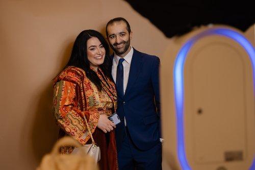 mobile - carousel-hero-element image-7