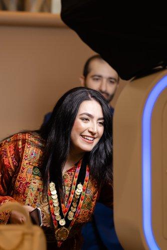 mobile - carousel-hero-element image-1